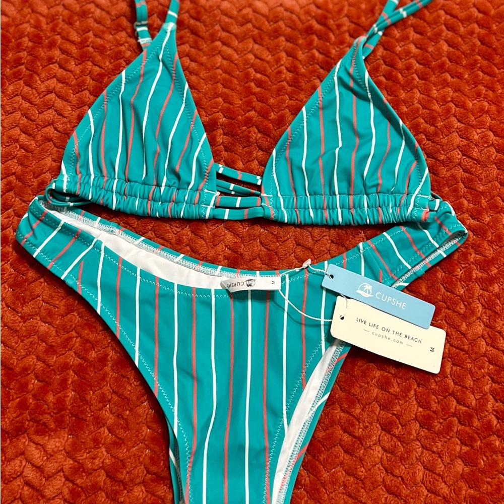 Medium Cupshe Bikini